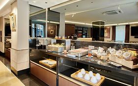 Nexus Valladolid Suites & Hotel